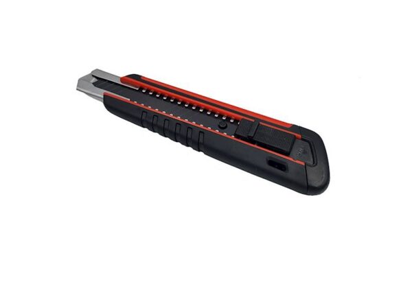 AKU TOOLS 18MM SNAP-OFF BLADE KNIFE + 2 SPARE BLADES
